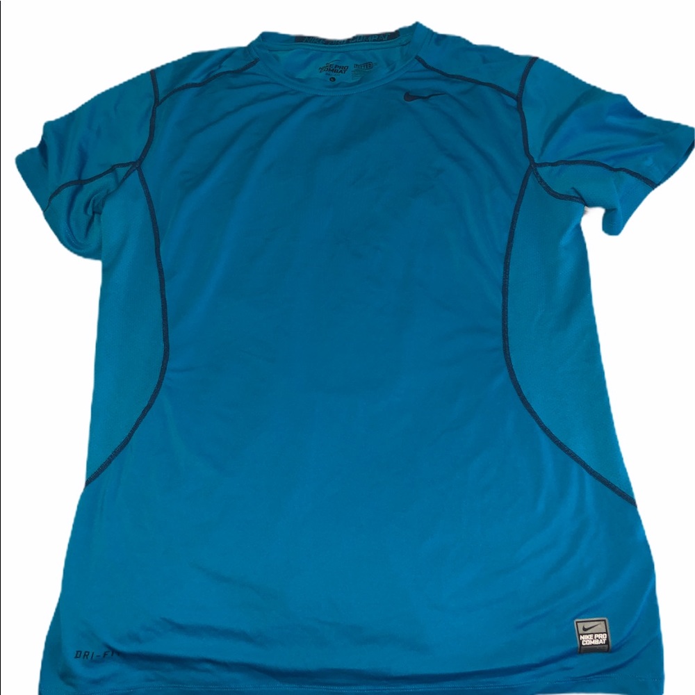 NIKE PRO FITTED SHIRT LIKE NEW!!